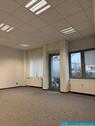 Foto - Arbeiten in begehrter Lage – Großraum-, Einzel-, Chefbüro … - alles da !