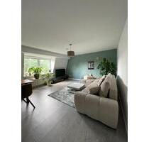 *Moderne 3 Zimmer Wohnung in Berlin* mit Stellplatz und Balkon