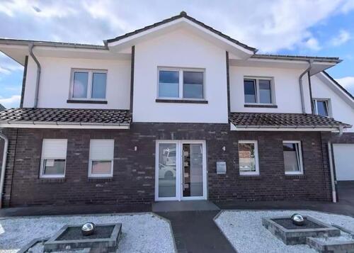 Foto - Einfamilienhaus zur Miete - 1.600,00 EUR Kaltmiete,