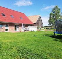 Wohnen im Grünen DHH EG-Wohnung 150 m² mit großem Garten - Wittenburg