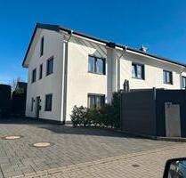Große Doppelhaushälfte - 549.000,00&nbsp;EUR Kaufpreis, ca.&nbsp; 148,00&nbsp;m&sup2; in Oerlinghausen (PLZ: 33813)