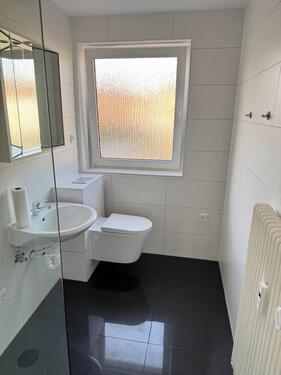 Foto - Frisch renoviert & einzugsbereit: Moderne 3-Zi Wohnung mit Balkon