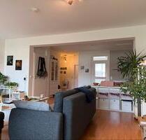 3-Zimmer Maisonette-Wohnung mit Balkon in Wedel