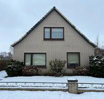 Einfamilienhaus in guter Lage - 180.000,00&nbsp;EUR Kaufpreis, ca.&nbsp; 120,00&nbsp;m&sup2; in Tellingstedt (PLZ: 25782)