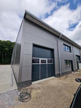 Foto - 18 Lagereinheiten (M, L, XL) mit Büro in Oldenburg Tweelbäke