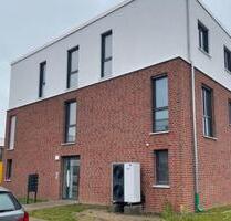 Hochwertige 2,5 Zimmer EG-Wohnung mit Terrasse, Neubau - Lübeck Sankt Jürgen Hochwertige 2,5 Zimmer EG-Wohnung mit Terrasse, Neubau - Lübeck Sankt Jürgen