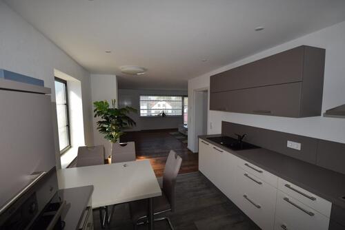 Foto - 6 Zimmer Mehrfamilienhaus, Wohnhaus in Blieskastel