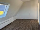 Foto - 3 Zimmer Dachgeschoßwohnung zur Miete in Wennigsen (Deister)