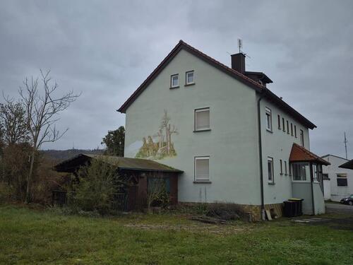 Foto - 8 Zimmer Einfamilienhaus zum Kaufen in Michelau im Steigerwald