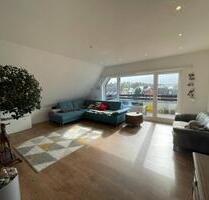 Helle Maisonette Wohnung mit zwei Balkonen und TG - sehr zentral - Idstein