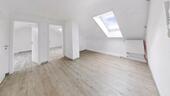 Foto - 5 Zimmer Dachgeschoss Wohnung Ideal für Handwerkervermietung