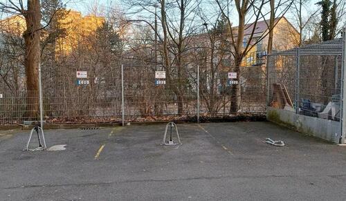 Foto - Parkplatz zu vermieten Gerhart Hauptmann Str. 15 Erlangen