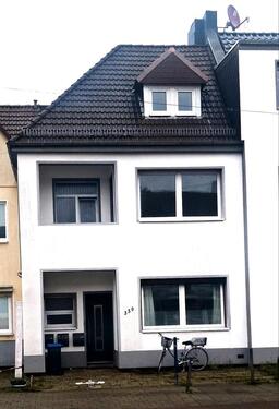 Foto - Mehrfamilienhaus - 510.000,00&nbsp;EUR Kaufpreis, ca.&nbsp; 180,00&nbsp;m&sup2;