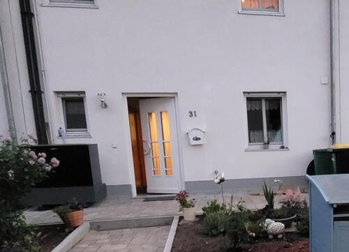 Foto - Einfamilienhaus (RMH) in massiver Bauweise · provisionsfrei