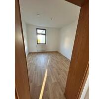 Große 5 Raum Wohnung und Döbeln Teichstraße