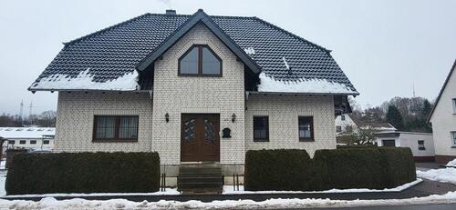 Foto - Großzügiges Einfamilienhaus in Marsberg