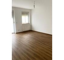 2-Zimmer-Wohnung mit Südbalkon im Erdgeschoss - Ebersdorf bei Coburg