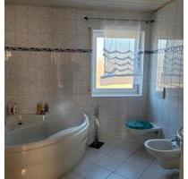 Hochwertige 6-Zimmer-Wohnung mit ca 130 m3 in Waldnähe zuvermiten - Freisbach
