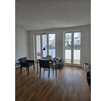 Großzügige 3 Zimmer Wohnung mit Balkon und Tiefgarage - Erfurt