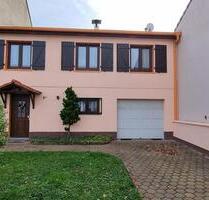 Haus mit großem Garten in Schoeneck – Grenznah, ohne Makler (!) - Saarbrücken West