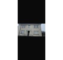 Gepflegtes Zweifamilienhaus Einfamilienhaus mit 2 Etagen - Brakel