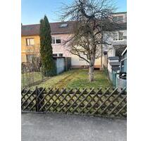 Reihenmittelhaus in Nürtingen mit Garten zu vermieten
