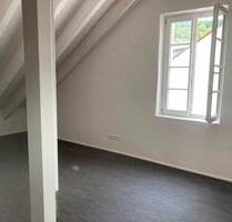 Helle 110 m² Wohnung mit Terrasse und zwei Stellplätzen - Langsur