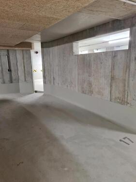 Foto - Tiefgaragenstellplatz - 110,00&nbsp;EUR Miete,