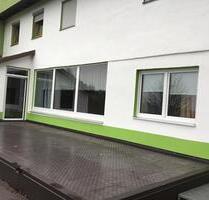 6-Zimmer Wohnung - 1.200,00&nbsp;EUR Kaltmiete, ca.&nbsp; 160,00&nbsp;m&sup2; in Kastl (PLZ: 92280)
