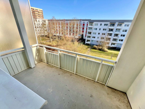 Foto - 3 Zimmer Wohnung mit Balkon und Küche mit Fenster