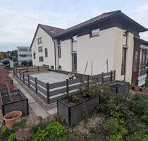 4-Zimmer-Wohnung mit Terrasse, Garten, Keller, Garage - Nürtingen