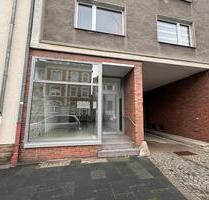 Ladenlokal mit Lager und Stellplatz - Hagen Dahl