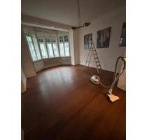 Schöne Altbau 5-Zimmerwohnung im EG mit Terrasse und Garten - Neunkirchen Kohlhof