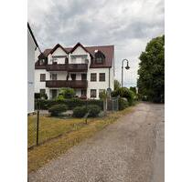 Provisionsfrei - 3ZKB 1.OG in Königsbrunn mit Balkon & Tiefgarage