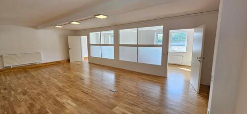 Foto - Büro Gewerbefläche Gewerberaum 100m², 1. OG, Neu renoviert