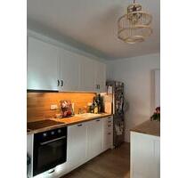 2-Zimmer Wohnung mit großem Dachboden in Frankfurt - Schwanheim - Frankfurt am Main