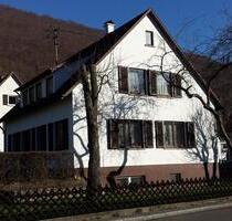 Helle 3-Zimmer-Wohnung mit Terrasse in Bad Urach