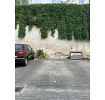 Gesicherter Stellplatz in Hinterhoflage - Dresden Neustadt