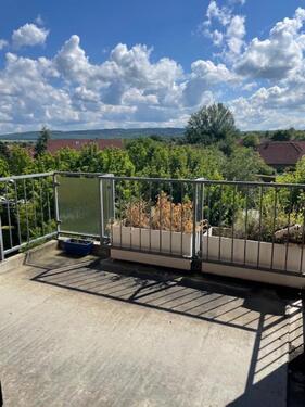 Foto - Sonnige, helle, Maisonette, Südbalkon, Stellplatz, Wannenbad,