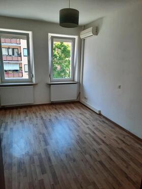 Foto - Renovierte 2 - Zimmer Wohnung - 879,00&nbsp;EUR Kaltmiete, ca.&nbsp; 45,00&nbsp;m&sup2;