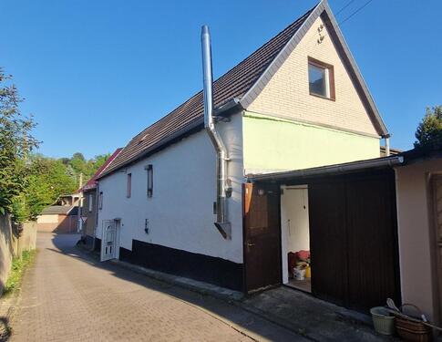 Foto - Haus mit Potenzial für 70.000 € – Ausbaureserve & Garage