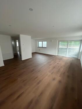 Foto - Wohnung mit Parkplatz und Balkon