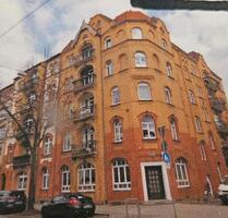 Stilvolle 4 ZKB Altbauwohnung in Kassel Süd - mit neuem Dach !