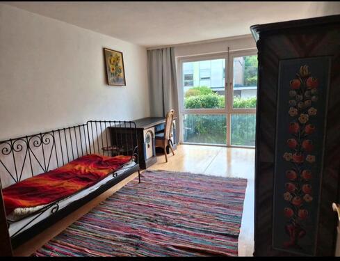 Foto - 1 Zimmer Hochparterre zur Miete in München