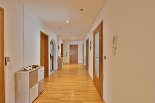 Foto - 5 Zimmer Etagenwohnung in Niederstotzingen