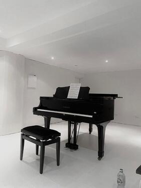 Foto - ## Studio ## Lagerraum ## Proberaum ## Unterricht + Wohnung