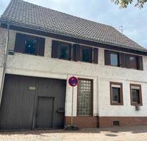 Einfamilienhaus für Handwerker & Altbaufans mit Scheune - Bretzenheim