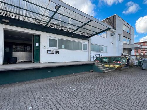 Foto - Lagerräume 100,00 qm (KEIN KFZ Betrieb möglich!!!)