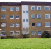 sanierte 3-Zimmer-Erdgeschosswohnung mit Balkon in Altwarmbüchen - Isernhagen