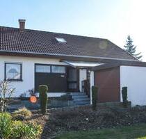 Charmantes Einfamilienhaus in ruhiger Lage mit großem Garten - Mengen